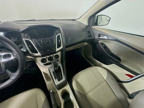 Used 2014 Ford Focus SE image 11