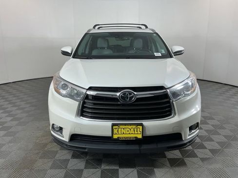Used 2016 Toyota Highlander Limited AWD/4WD image 2