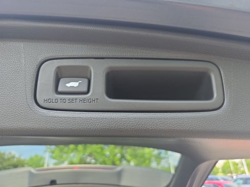 Used 2025 Honda CR-V Sport-L image 13