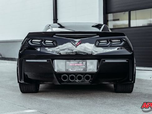 Used 2016 Chevrolet Corvette Stingray Coupe RWD image 19