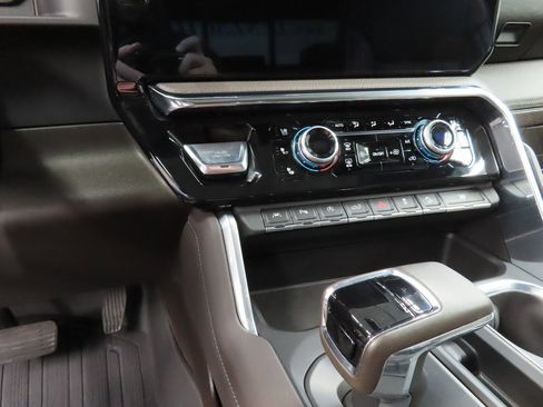 Used 2024 GMC Sierra 1500 Denali w/ Denali Reserve Package image 66