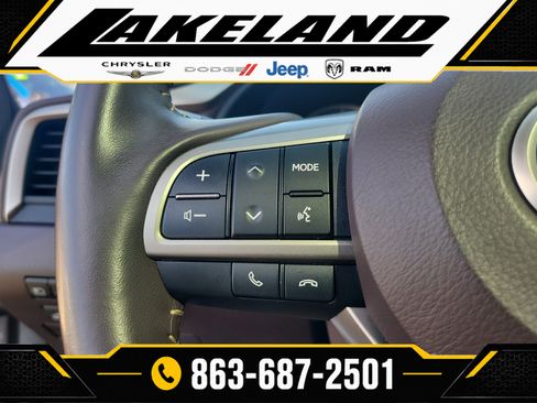 Used 2019 Lexus RX 450h AWD w/ Navigation Package image 28
