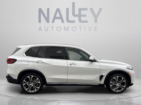 Used 2026 BMW X5 xDrive40i w/ Premium Package AWD/4WD image 5