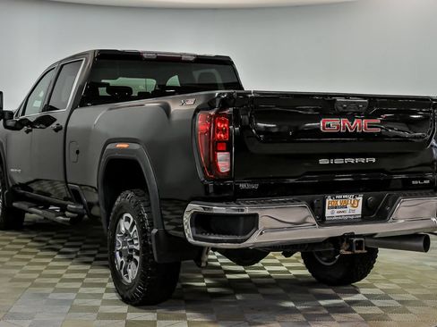 Used 2023 GMC Sierra 3500 SLE w/ X31 Off-Road Package AWD/4WD image 6
