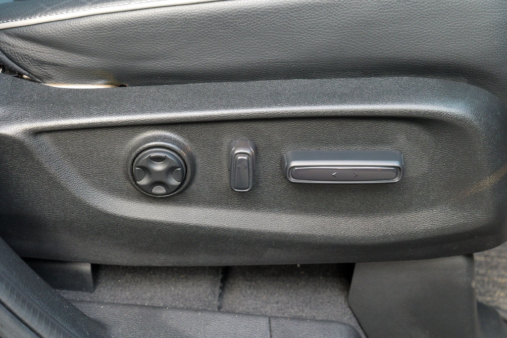 Used 2023 Honda Odyssey Elite image 39