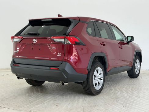 Used 2025 Toyota RAV4 LE AWD/4WD image 9