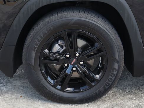 Certified 2022 GMC Terrain AT4 w/ Infotainment Package II image 31