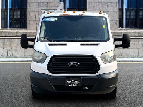 Used 2016 Ford Transit 250 138 RWD image 3