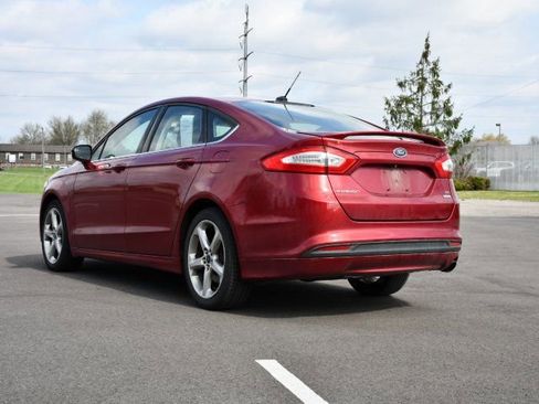 Used 2015 Ford Fusion SE w/ Equipment Group 201A image 5