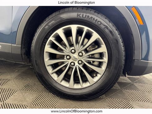 Used 2016 Lincoln MKX Select FWD image 25