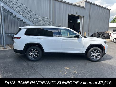 New 2025 Jeep Grand Cherokee L Limited w/ Trailer Tow Package image 2