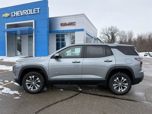 New 2026 Chevrolet Equinox LT w/ Safety and Technology Package image 3