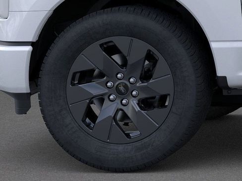 New 2025 Ford F150 Lightning Flash image 19