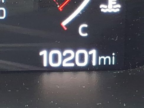 Used 2024 GMC Canyon AT4 w/ Canyon Safety Plus Package image 28