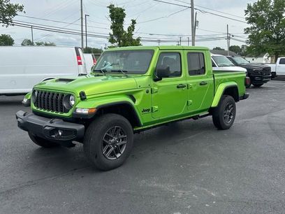 Used 2025 Jeep Gladiator Sport