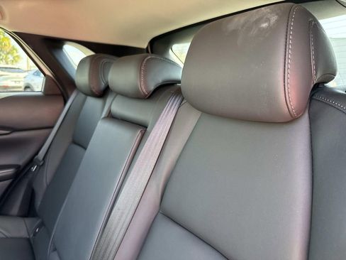 Certified 2025 MAZDA CX-30 AWD 2.5 S w/ Preferred Package image 18