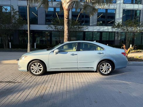 Used 2011 Lexus ES 350 image 8