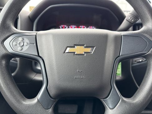 Used 2018 Chevrolet Silverado 2500 W/T image 22
