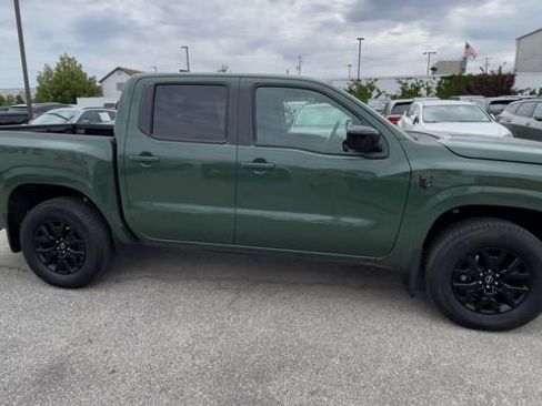 Used 2026 Nissan Frontier SV w/ Tow Package AWD/4WD image 3