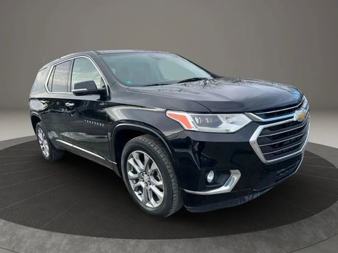 Used 2019 Chevrolet Traverse Premier AWD/4WD image 3
