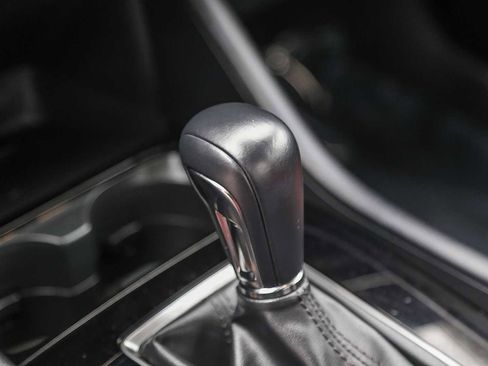 Used 2025 MAZDA MAZDA3 s image 18