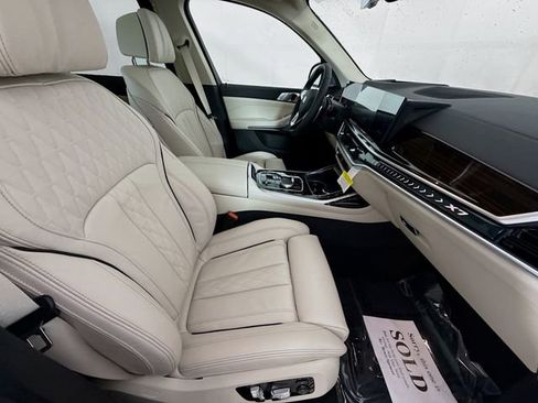 New 2026 BMW X7 xDrive40i image 29