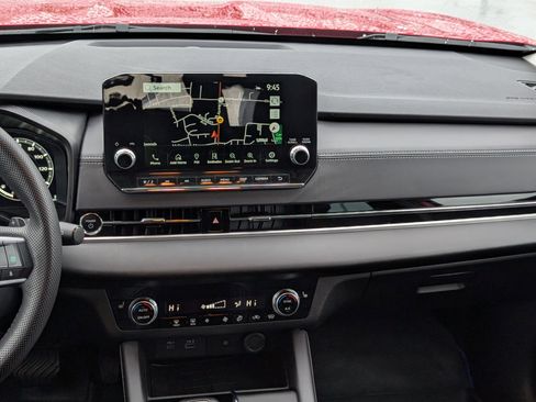 Used 2023 Mitsubishi Outlander SE image 20