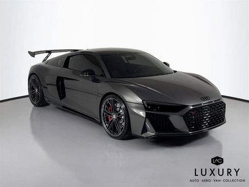 Used 2023 Audi R8 V10 performance image 4