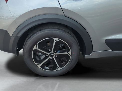 New 2026 Kia Niro LX FWD image 10