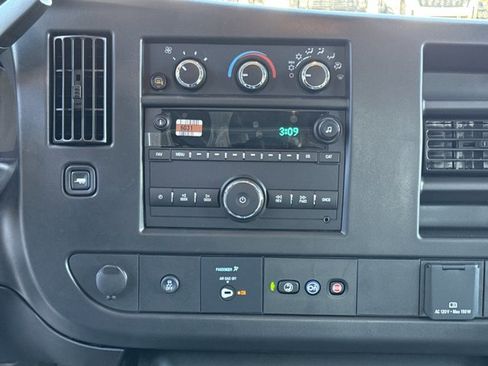 New 2025 GMC Savana 2500 Extended w/ Driver Convenience Package image 16