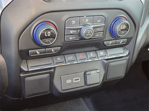 Used 2022 Chevrolet Silverado 1500 LT image 22