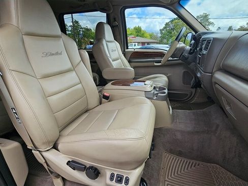 Used 2002 Ford Excursion Limited AWD/4WD image 6