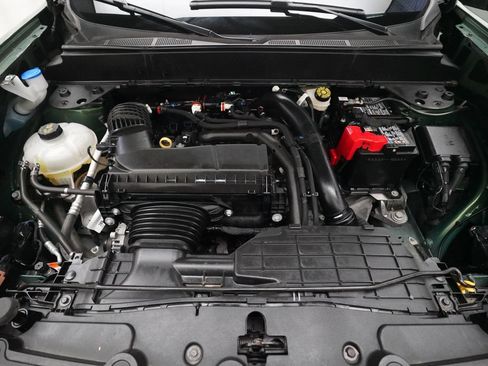 Used 2025 Ford Maverick Lariat AWD/4WD image 3