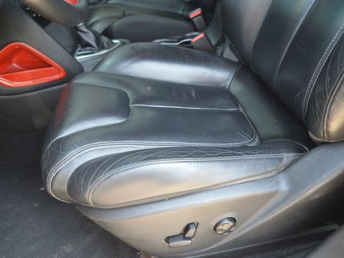 Used 2013 Dodge Dart Limited w/ Limited Special Edition Group FWD image 10