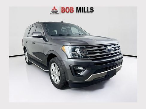 Used 2021 Ford Expedition XLT RWD image 1