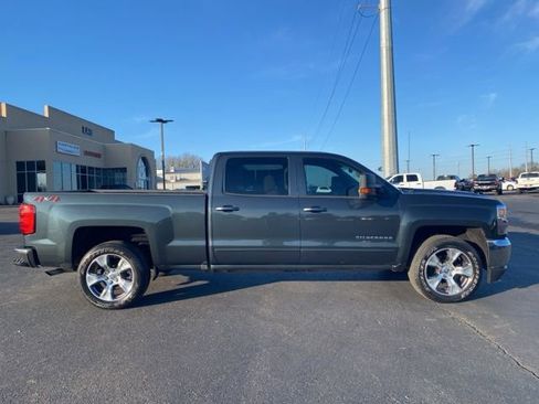 Used 2018 Chevrolet Silverado 1500 LT w/ LT Fleet Convenience Package image 8