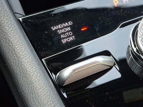 New 2026 Jeep Grand Cherokee Limited image 17