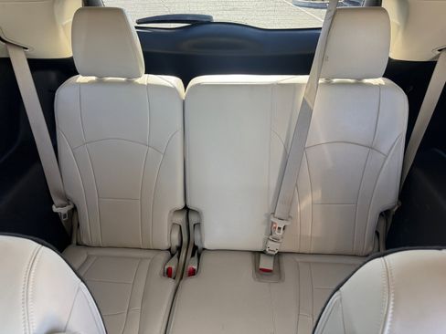 Used 2022 Buick Enclave Premium w/ LPO, Touring Package AWD/4WD image 29