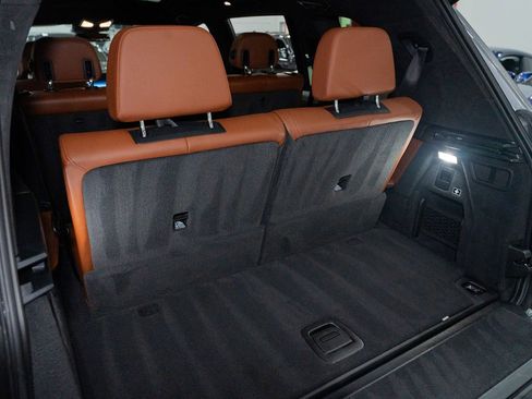 Used 2023 BMW X7 M60i image 41