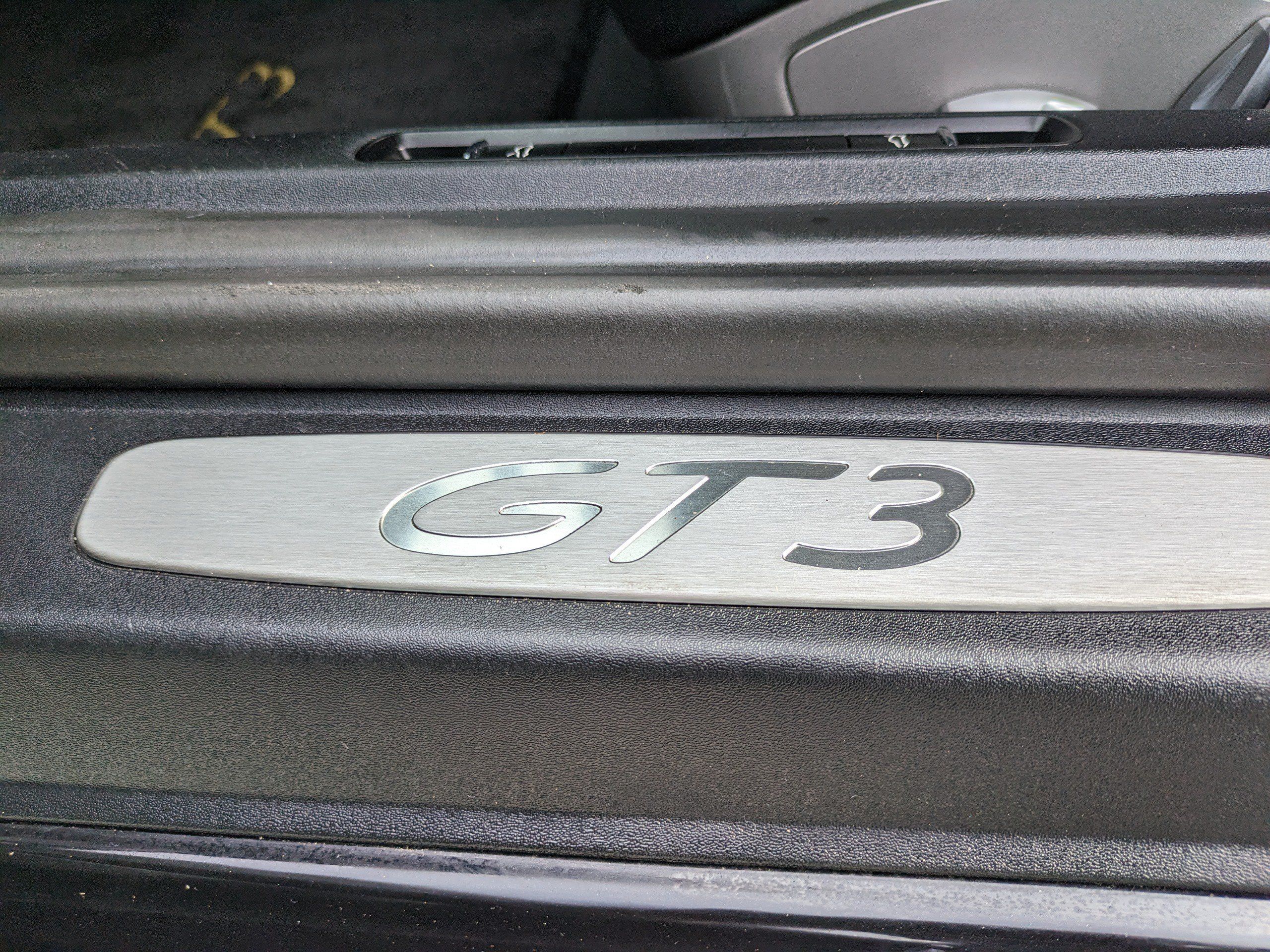 Used 2015 Porsche 911 GT3 RWD image 23