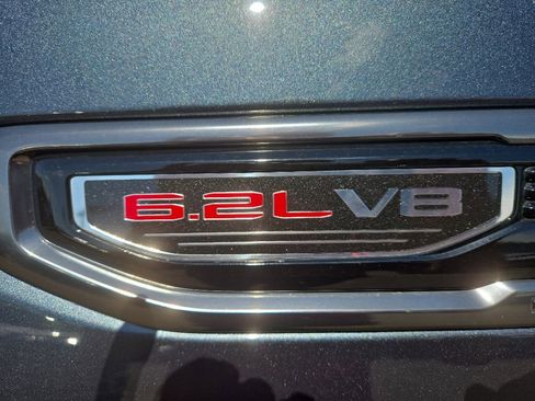 Used 2021 GMC Sierra 1500 AT4 w/ AT4 Premium Package AWD/4WD image 18