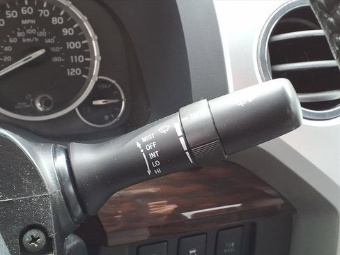 Used 2015 Toyota Tundra Limited w/ Limited Premium Package image 31