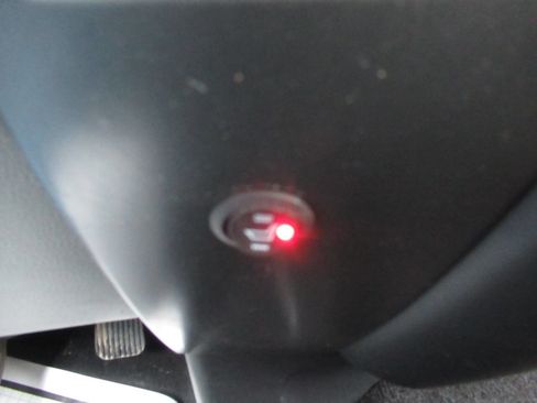 Used 2018 Ford F250 XLT w/ Snow Plow Prep Package image 22