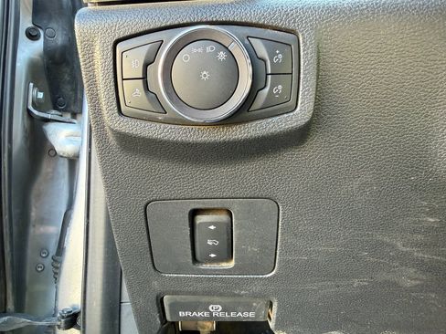 Used 2020 Ford F250 Lariat w/ Lariat Value Package image 20