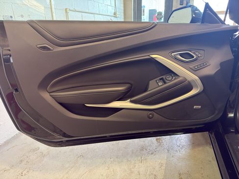 Used 2016 Chevrolet Camaro SS image 13