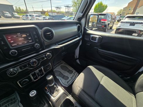 Used 2021 Jeep Wrangler Unlimited Sport w/ Dual Top Group AWD/4WD image 11