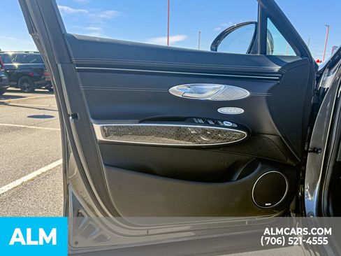 Used 2023 Genesis GV70 3.5T Sport w/ Sport Prestige Package image 9