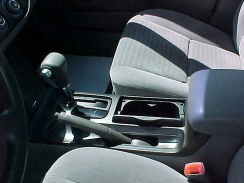 Used 2005 Toyota Camry LE image 21