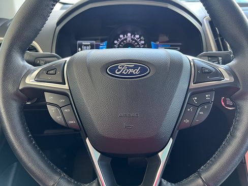 Used 2023 Ford Edge SEL w/ Convenience Package AWD/4WD image 17