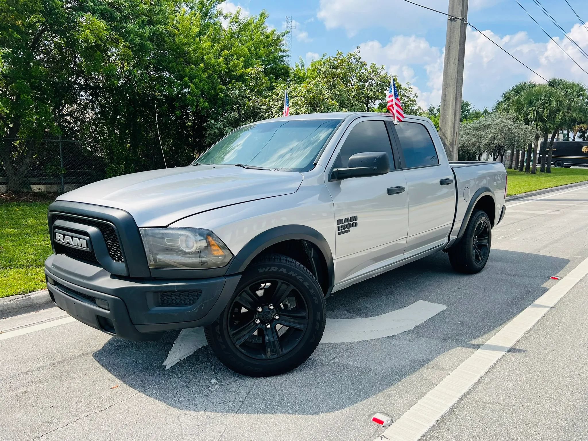Used 2024 RAM 1500 Warlock AWD/4WD image 1